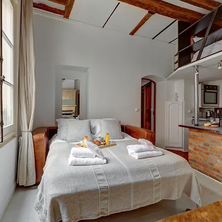 599 Ecouffes - Superbe A Apartment Paris